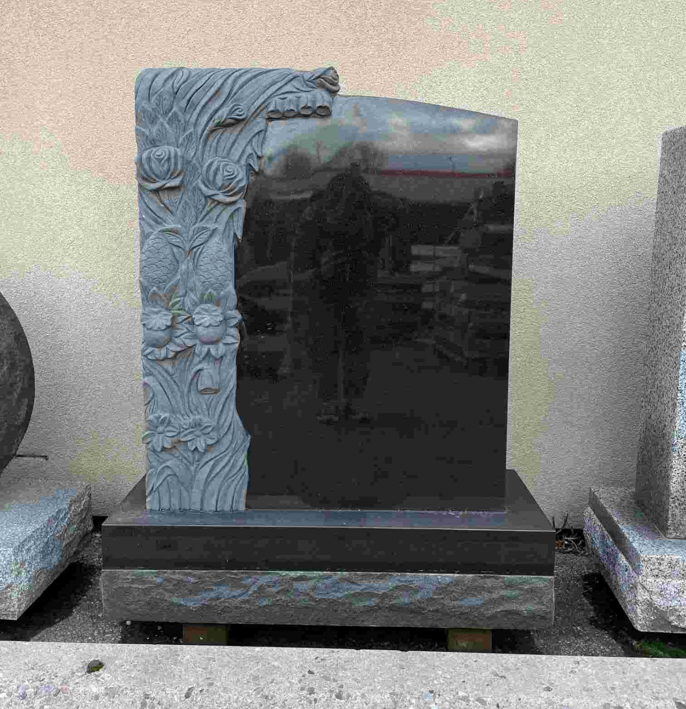 Black Serp Top Upright Monument with Flower 3D Carving – 40% OFF!